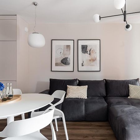 Scala 60C City Center Apartments With Parking By Lion Apartments Γκντανσκ Εξωτερικό φωτογραφία