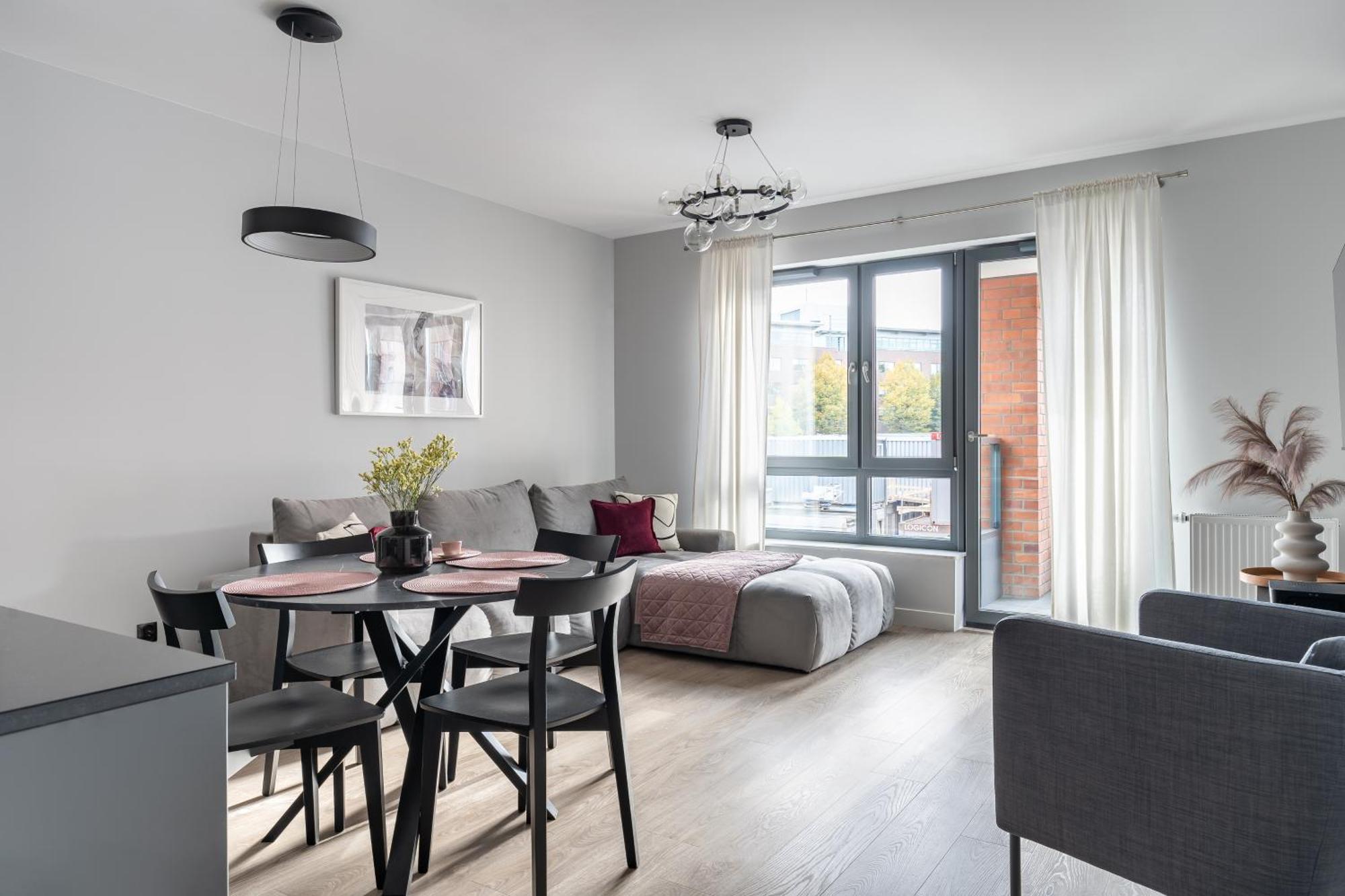Scala 60C City Center Apartments With Parking By Lion Apartments Γκντανσκ Εξωτερικό φωτογραφία