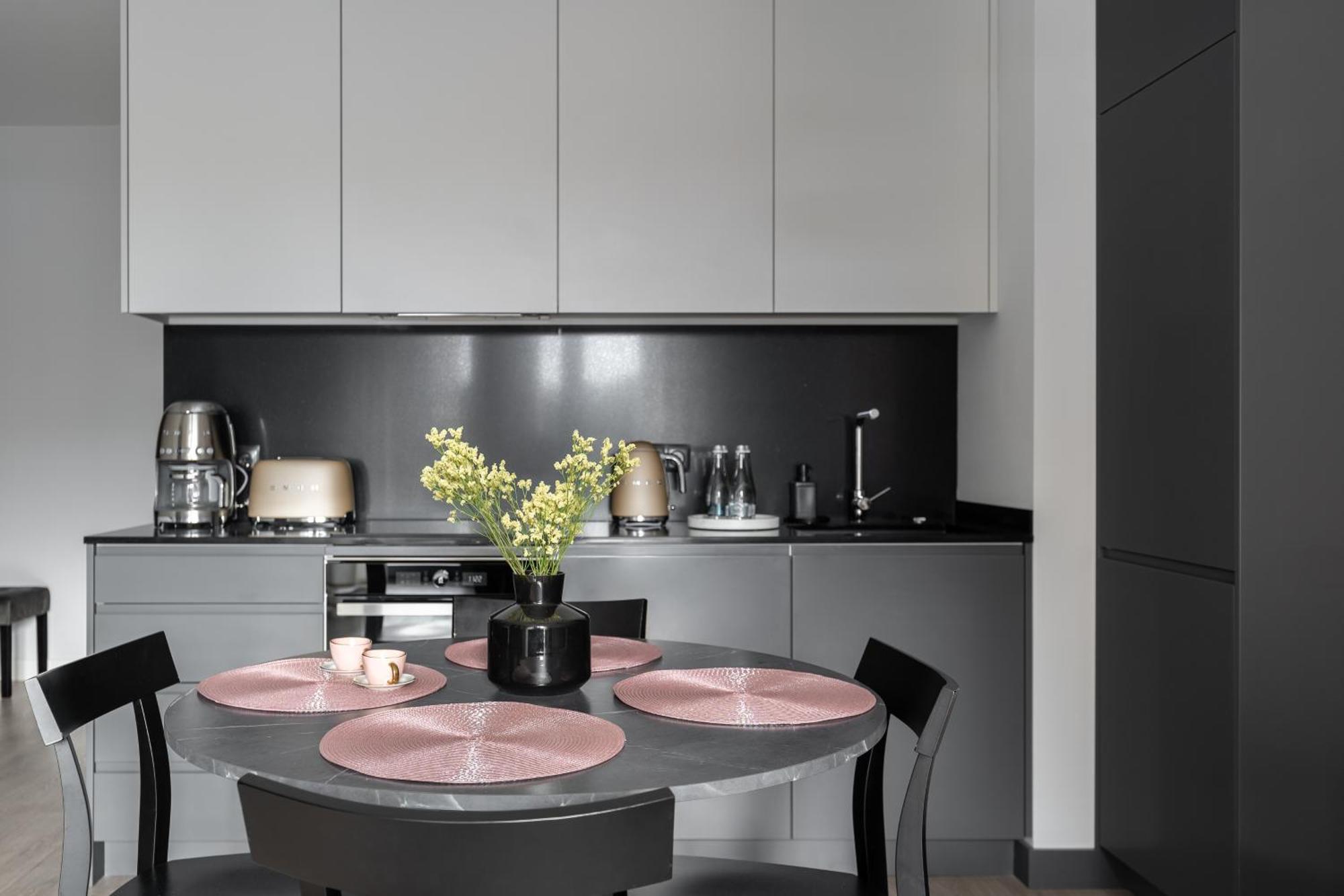 Scala 60C City Center Apartments With Parking By Lion Apartments Γκντανσκ Εξωτερικό φωτογραφία